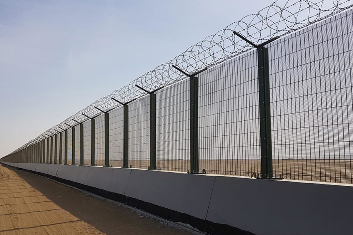 security fences repair and installation